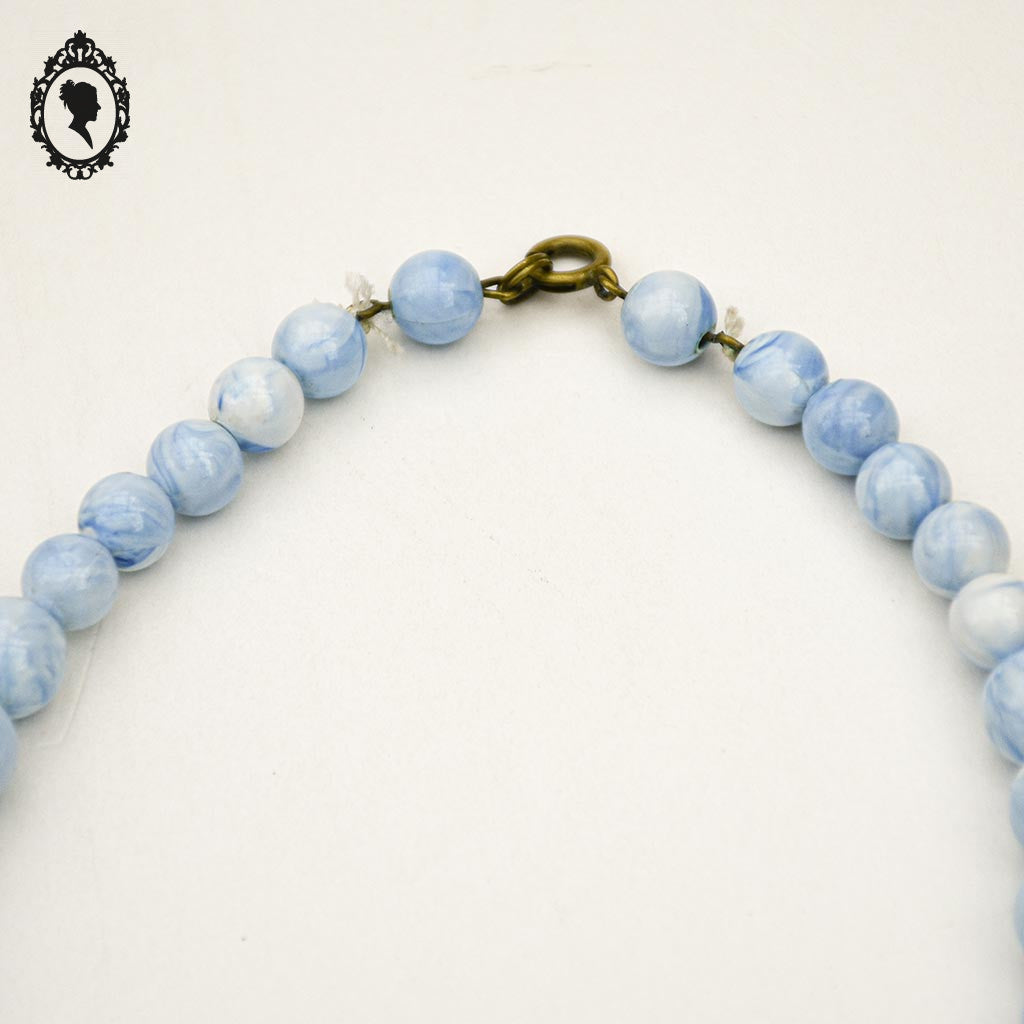 Collier bleu et blanc marbré perles rondes ras de cou en cascades vintage