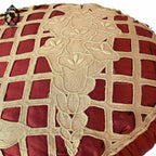 Coussin ovale broderie richelieu art décoration rouge beige ancien