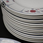 Lot 16 assiettes à dessert plates fleur rose bleue gris Moulin des loups vintage
