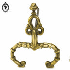 Petite et fine paire de chenets en bronze doré style Louis XV accessoire de cheminée ancien