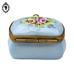 Pilulier boite romantique bleue fleurie dorée porcelaine vintage