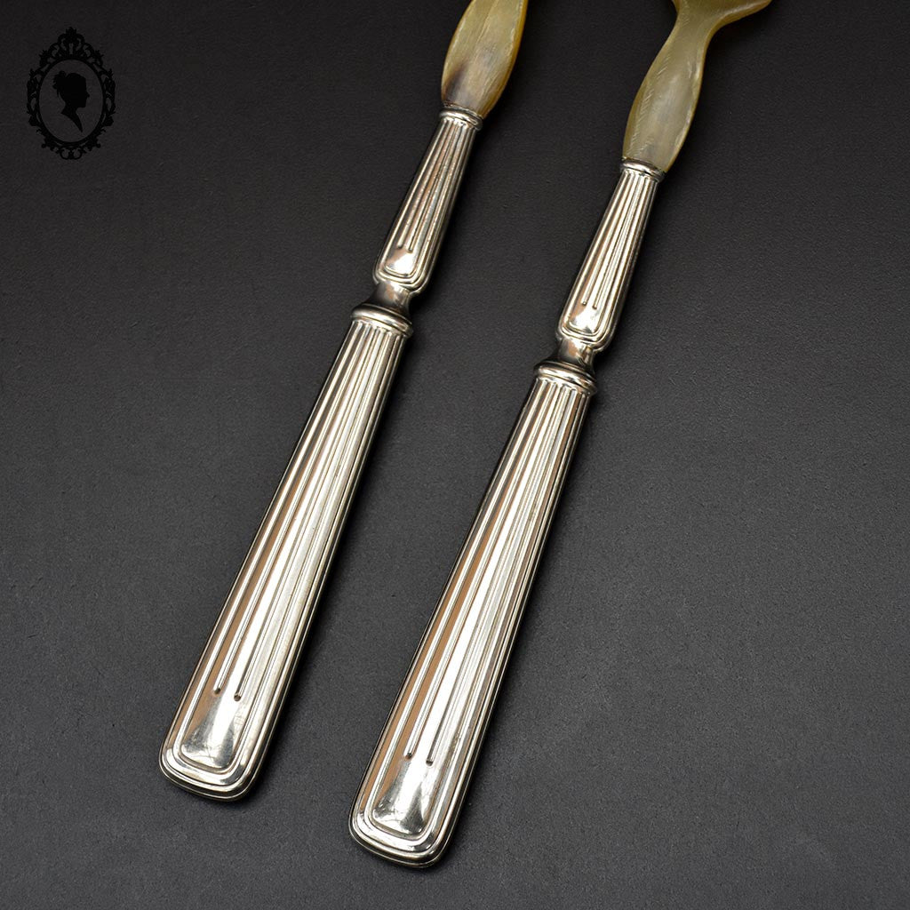 Service de couverts à salade métal argenté corne ou résine vintage ancien