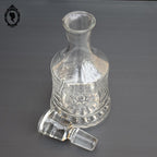 Belle carafe ancienne en verre blanc très épais avec bouchon Art déco