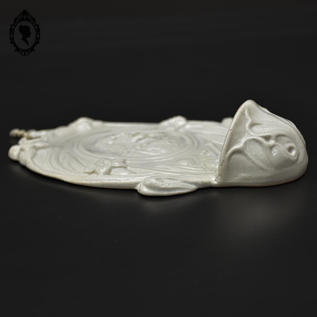 Bénitier Christ Art nouveau en porcelaine blanc HB Choisy ancien