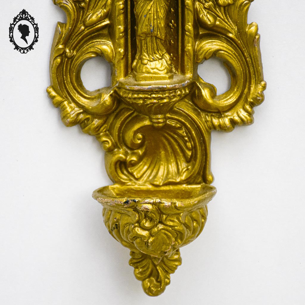 Bénitier en métal doré régule Vierge et l’enfant ancien