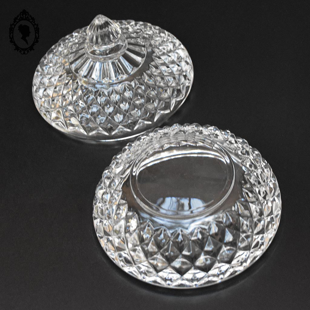 Bonbonnière en cristal blanc taillée H 11 cm vintage