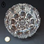 Cendrier en cristal blanc épais rond vintage