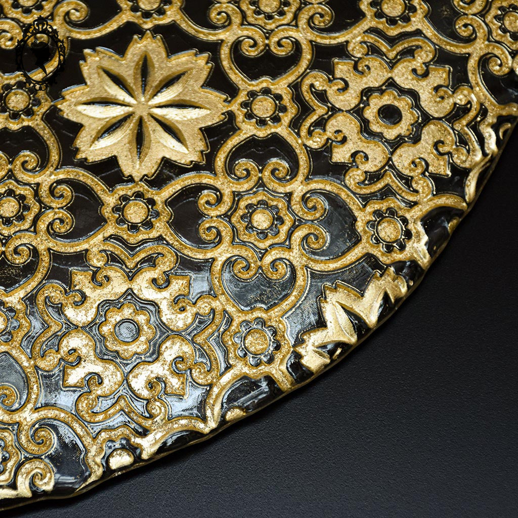 Élégant plat de présentation culinaire rond en verre arabesque or doré