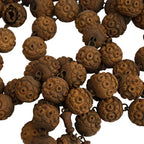 Grand Chapelet Rosaire en bois brut objet religieux avec Christ en régule ancien