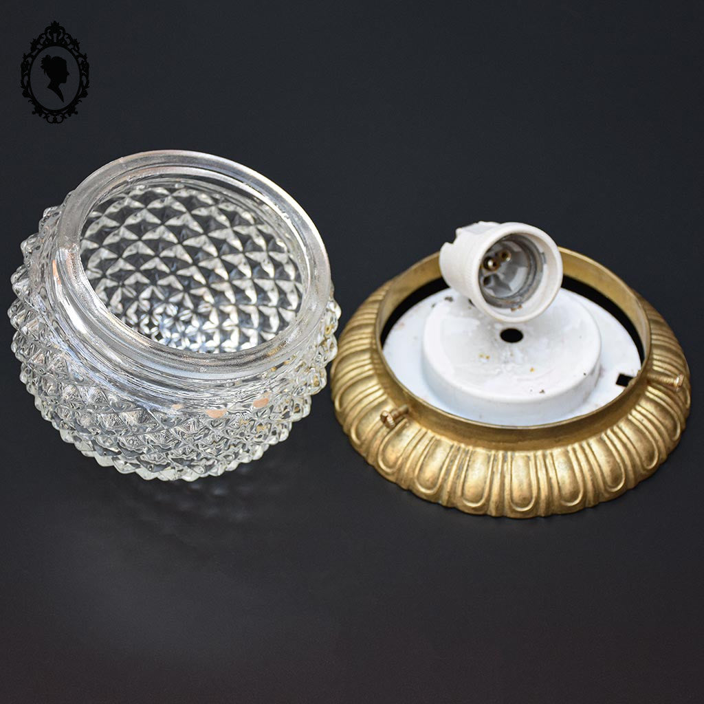 Plafonnier lustre demi sphère pointe diamant verre laiton vintage