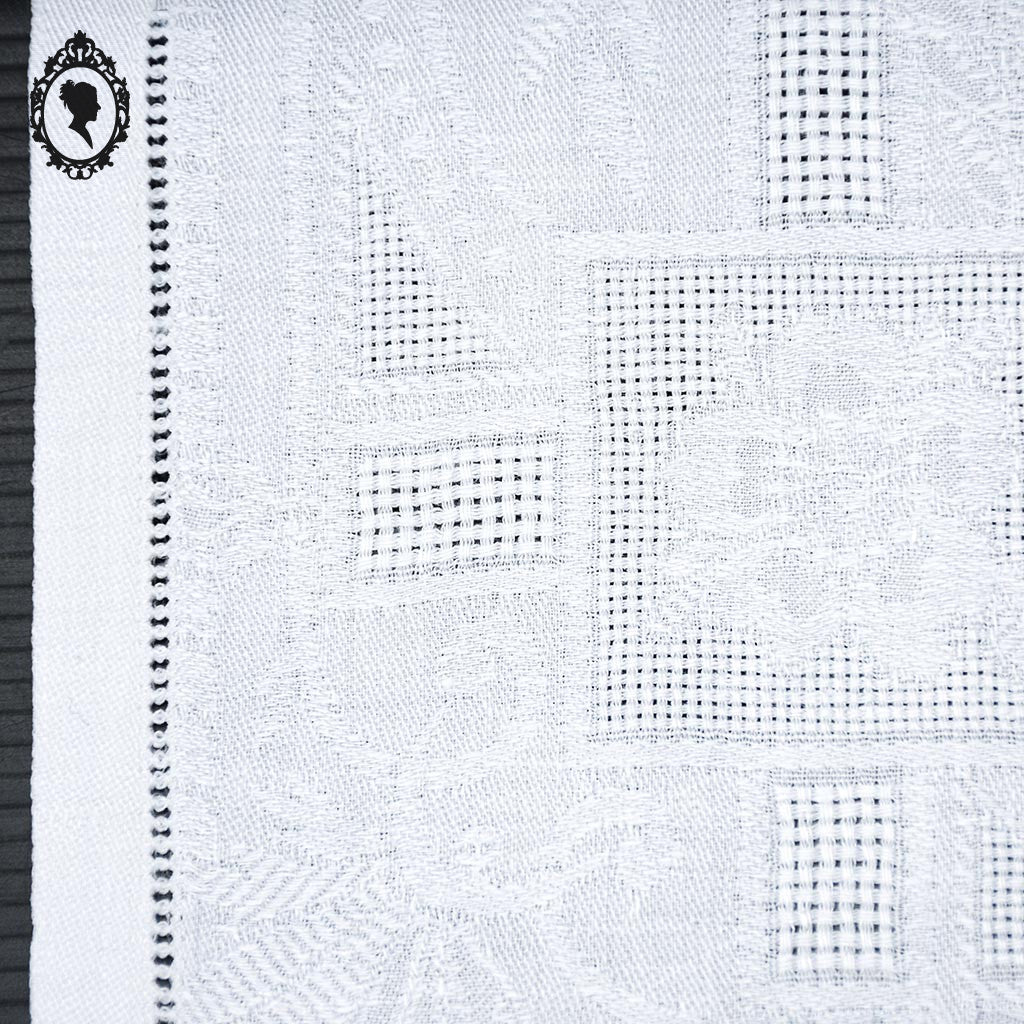 Service nappe et 12 serviettes de table anciennes damassées blanches monogramme JM ou WC