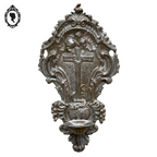 Bénitier avec croix et anges gris argenté en métal régule ancien