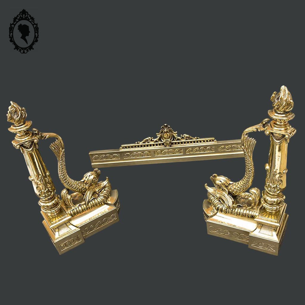 Élégant défenseur de cheminée chenets barre bronze doré chimère dauphin serpent de mer poisson ancien