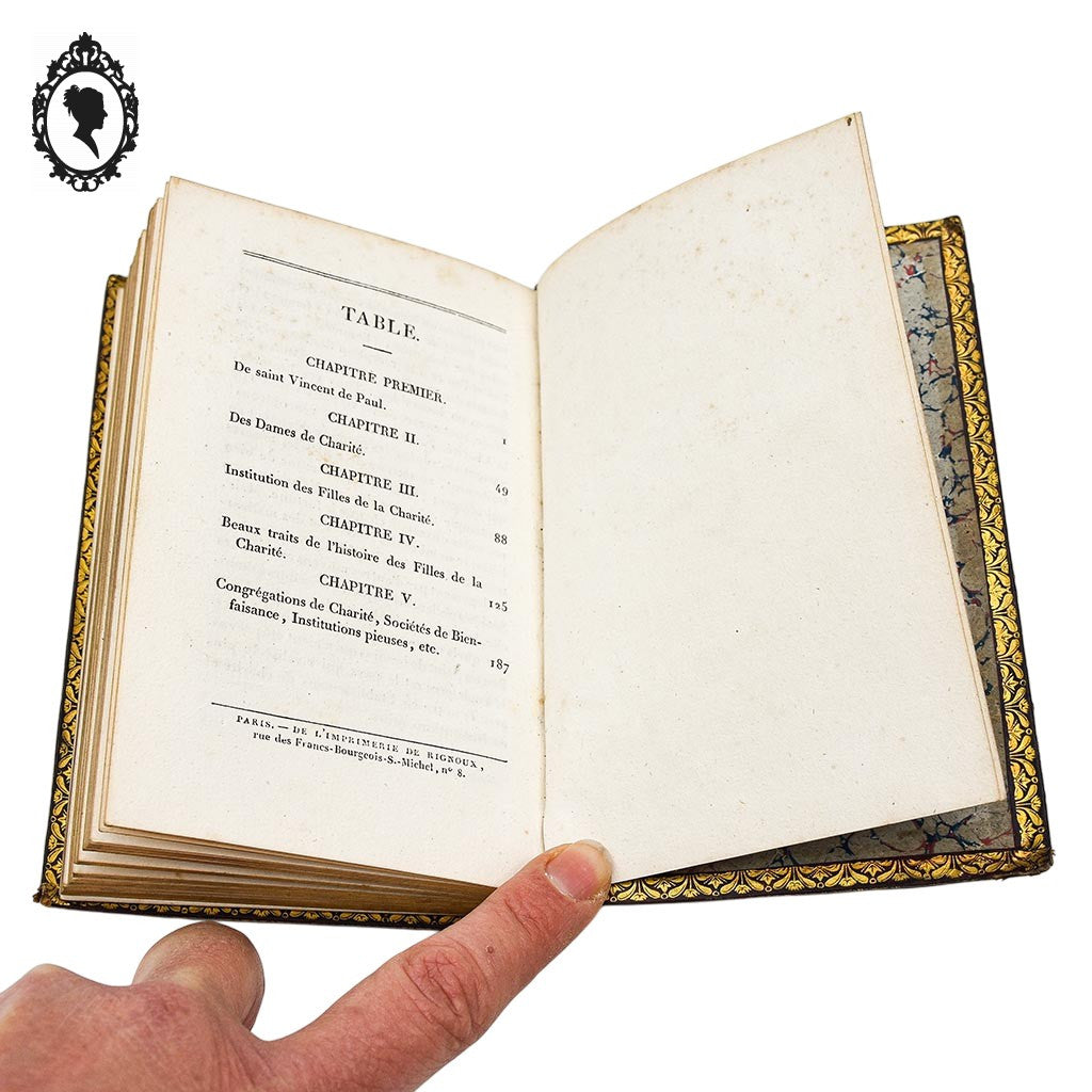 Livre religieux Les sœurs de la charité Louis Janet ancien