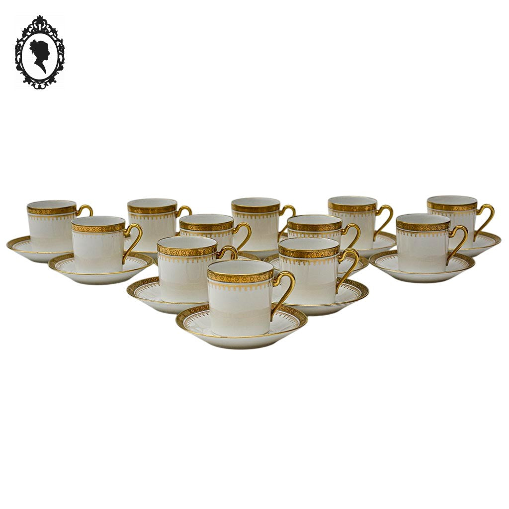 Service 12 tasses à café porcelaine blanc et doré Limoges JB et Cie France