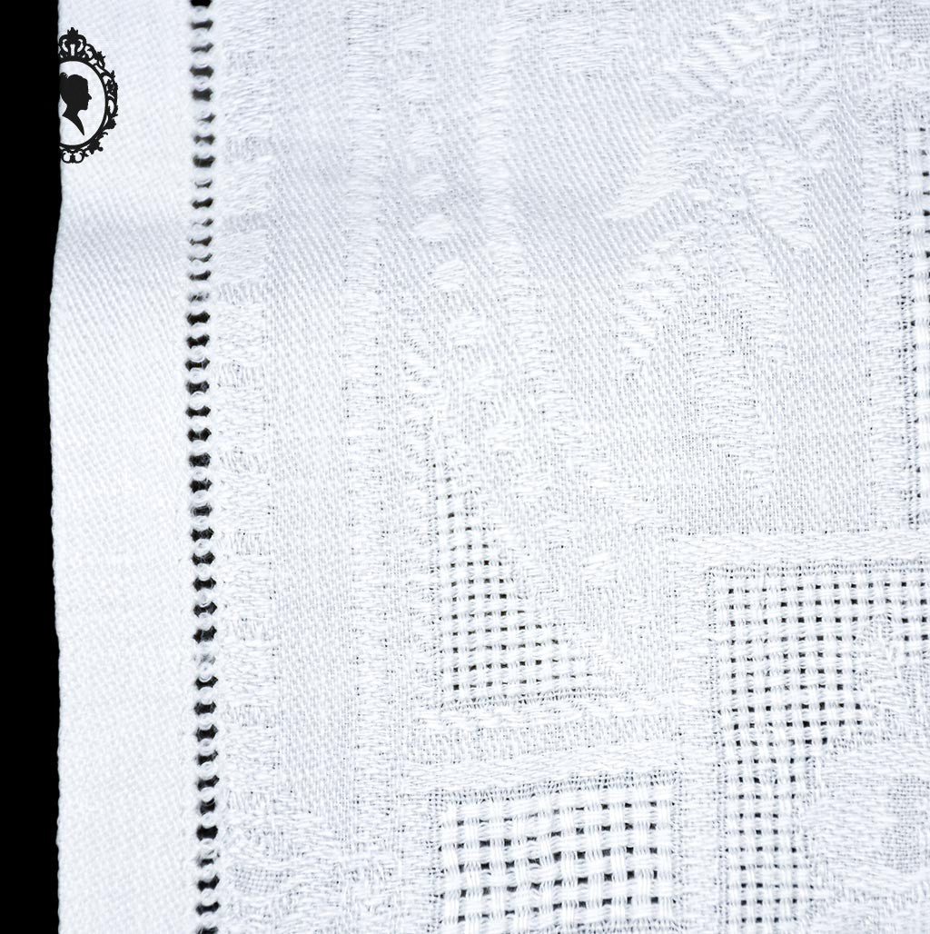 Service nappe et 12 serviettes de table anciennes damassées blanches monogramme JM ou WC