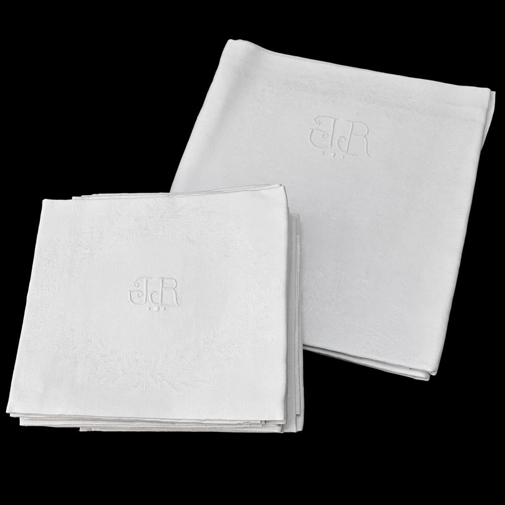 Service nappe et 12 serviettes de table anciennes damassées blanches monogramme JR