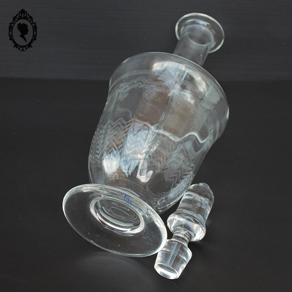 Très élégante carafe forme amphore en verre Laura Lys vintage et chic