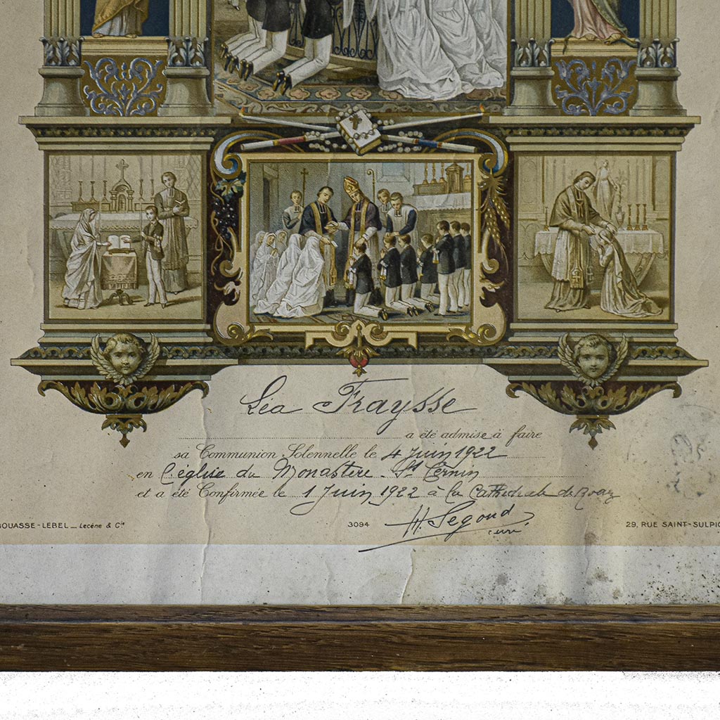 Cadre en bois avec un Souvenir certificat religieux de communion solennelle 1922 — Bouasse-Lebel