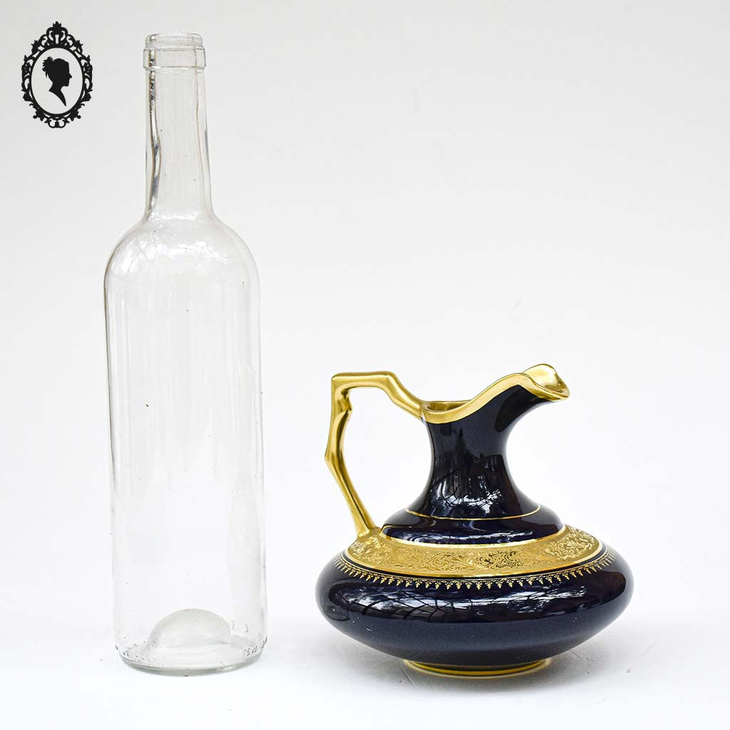 Aiguière saucière vase pot en porcelaine de Limoges bleu cobalt doré