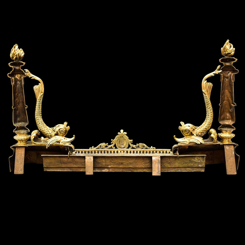 Élégant défenseur de cheminée chenets barre bronze doré chimère dauphin serpent de mer poisson ancien