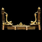 Élégant défenseur de cheminée chenets barre bronze doré chimère dauphin serpent de mer poisson ancien