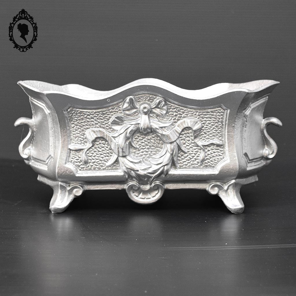 Jardinière ou cache pot en fonte argent grise ancienne