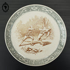 Lot 9 assiettes anciennes plates ou à dessert Terre de Fer Le Duel Louis XIV gladiateurs Creil et Montereau