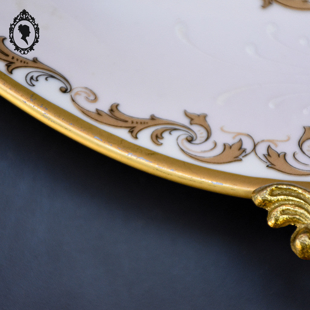 Romantique plat ovale fleuri porcelaine de Limoges rose poignées laiton Burroughs ancien