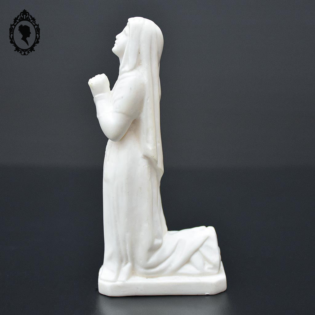 Statue Sainte Bernadette de Lourdes en albâtre blanc objet de religion ancien vintage H 14 cm