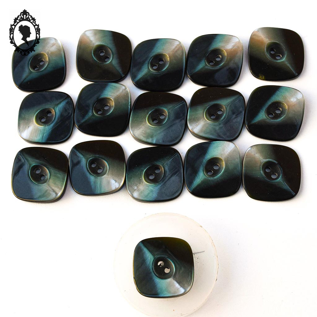 LOT 4 GROS BOUTONS VINTAGE 29 mm